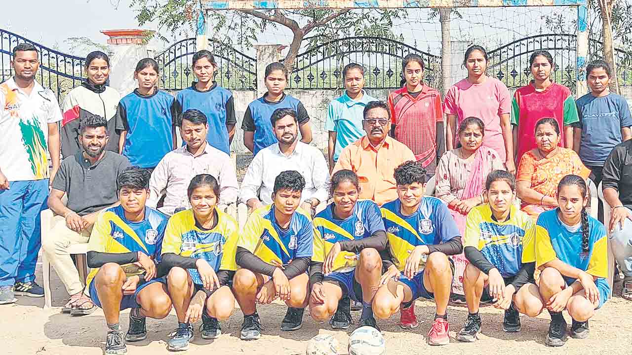 ఉమ్మడి ఆదిలాబాద్‌ జిల్లా హ్యాండ్‌బాల్‌ జట్ల ఎంపిక