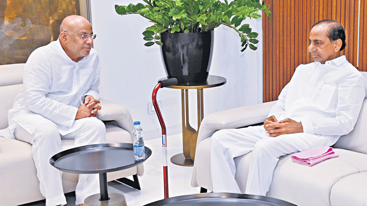 ఎంపీ దామోదర్‌రావుకు కేసీఆర్‌ పరామర్శ