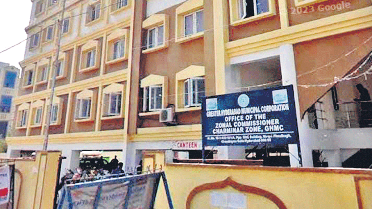 చేయి తడిపితే.. బర్త్‌, డెత్‌ సర్టిఫికెట్‌