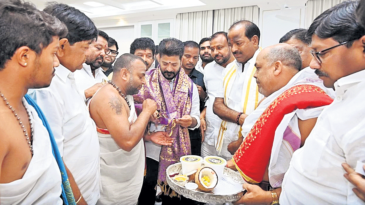 కీసరగుట్టకు రండి.. సీఎం రేవంత్‌కు ఆహ్వానం