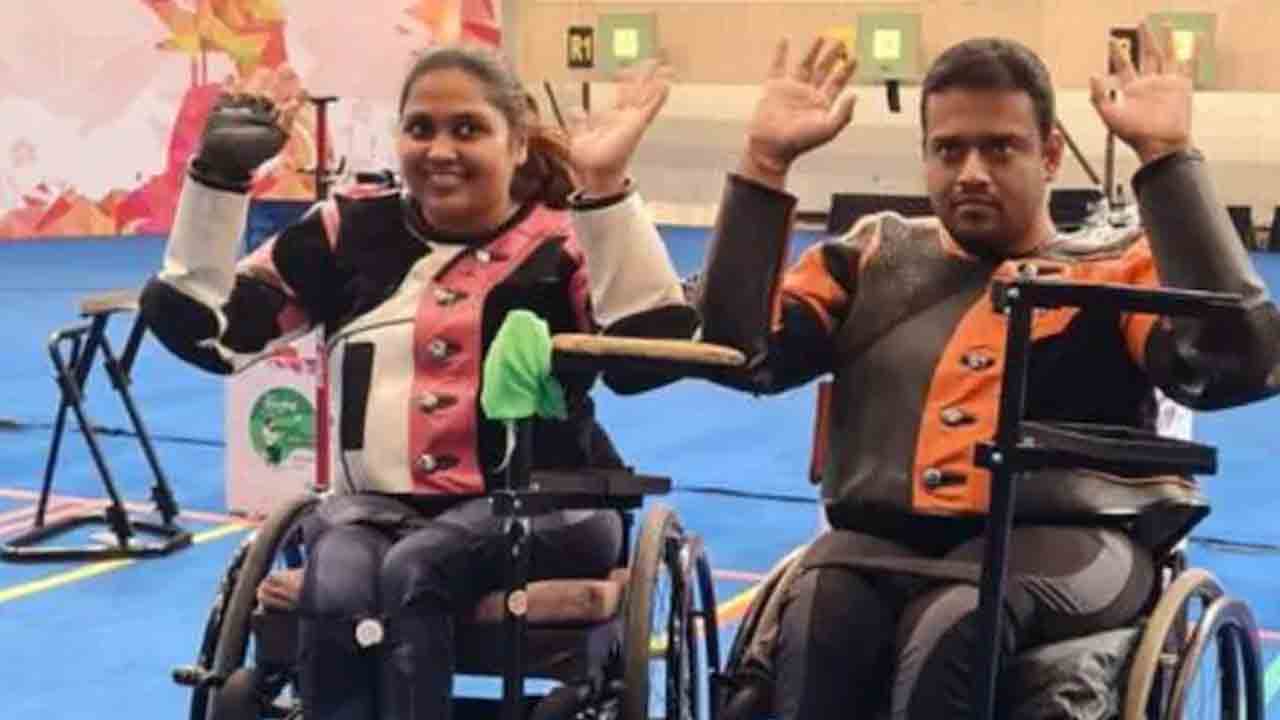 మోనా, ఆదిత్య జోడీకి రజతం