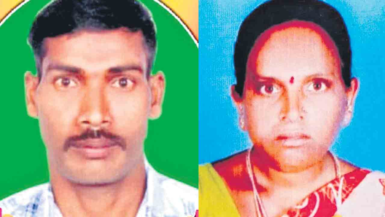 ఇద్దరు రైతుల ఆత్మహత్య