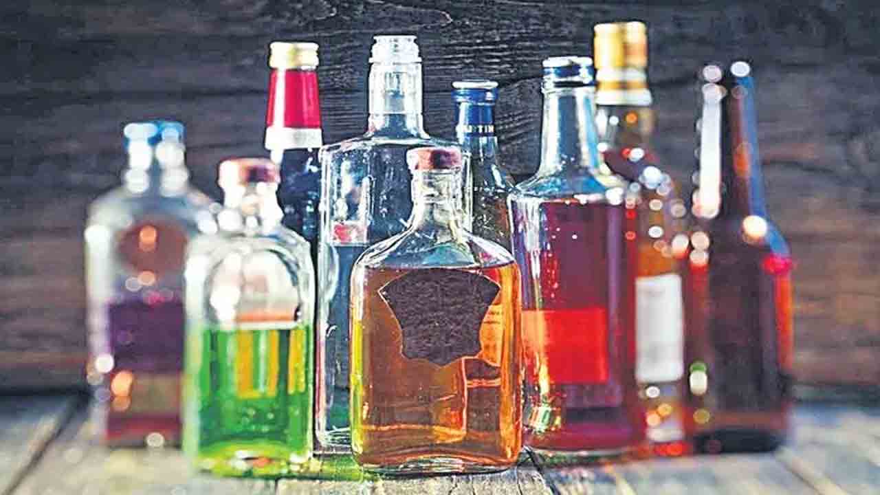 మద్యం లిఫ్టింగ్‌ బంద్‌