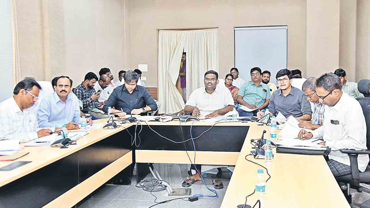 ఎన్నికలకు సిద్ధంకావాలి