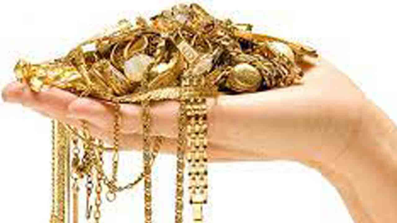 Gold Loans | గోల్డ్‌ లోన్లపై కన్నేయండి.. ప్రభుత్వ బ్యాంకులకు ఆర్థిక శాఖ సూచన