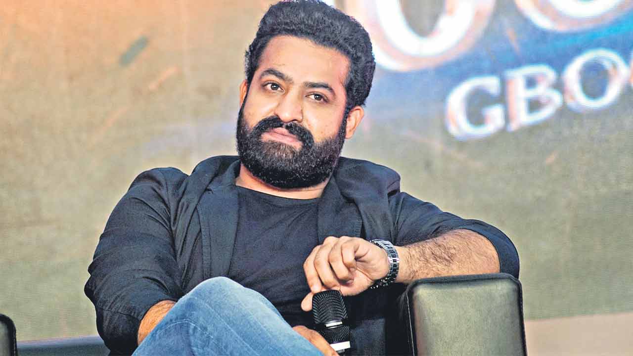 NTR | ఇంట్రెస్టింగ్‌ అప్‌డేట్‌.. వార్‌-2లో గూఢచారిగా ఎన్టీఆర్‌?