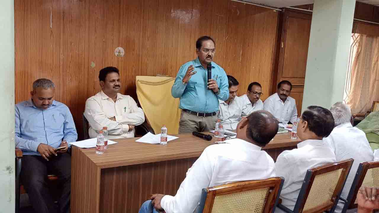 నాణ్యమైన ధాన్యానికి గిట్టుబాటు ధర అందించాలి : డీఎస్‌ఓ