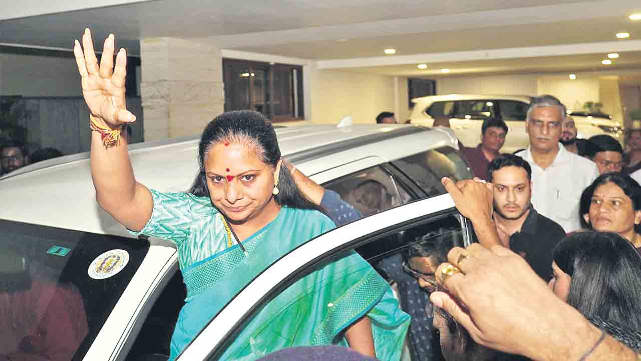 సాయంత్రం 5:20 గంటలకు అరెస్ట్‌