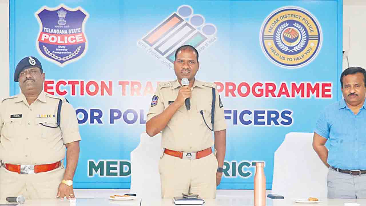 సమస్యాత్మక పోలింగ్‌ కేంద్రాలపై ప్రత్యేక దృష్టి