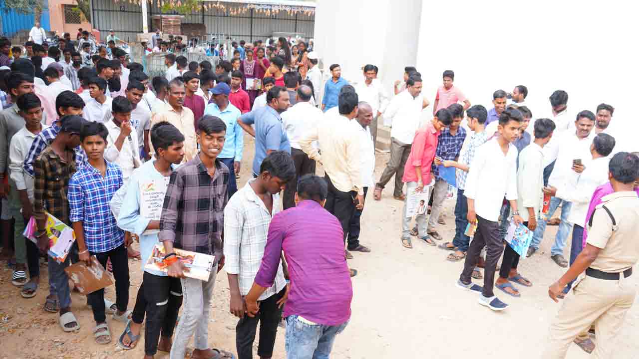 మొదటి రోజు ప్రశాంతం