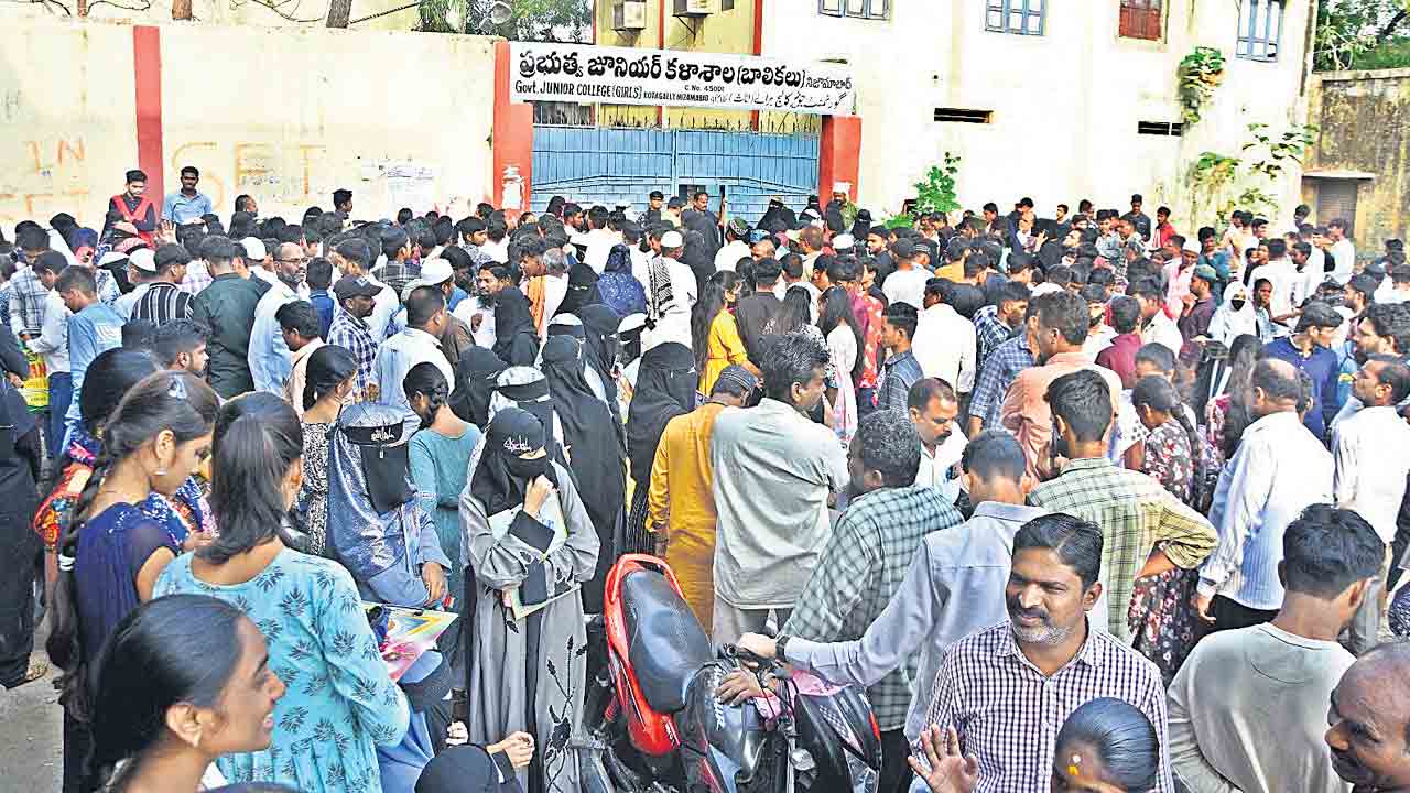 పది పరీక్షలు షురూ