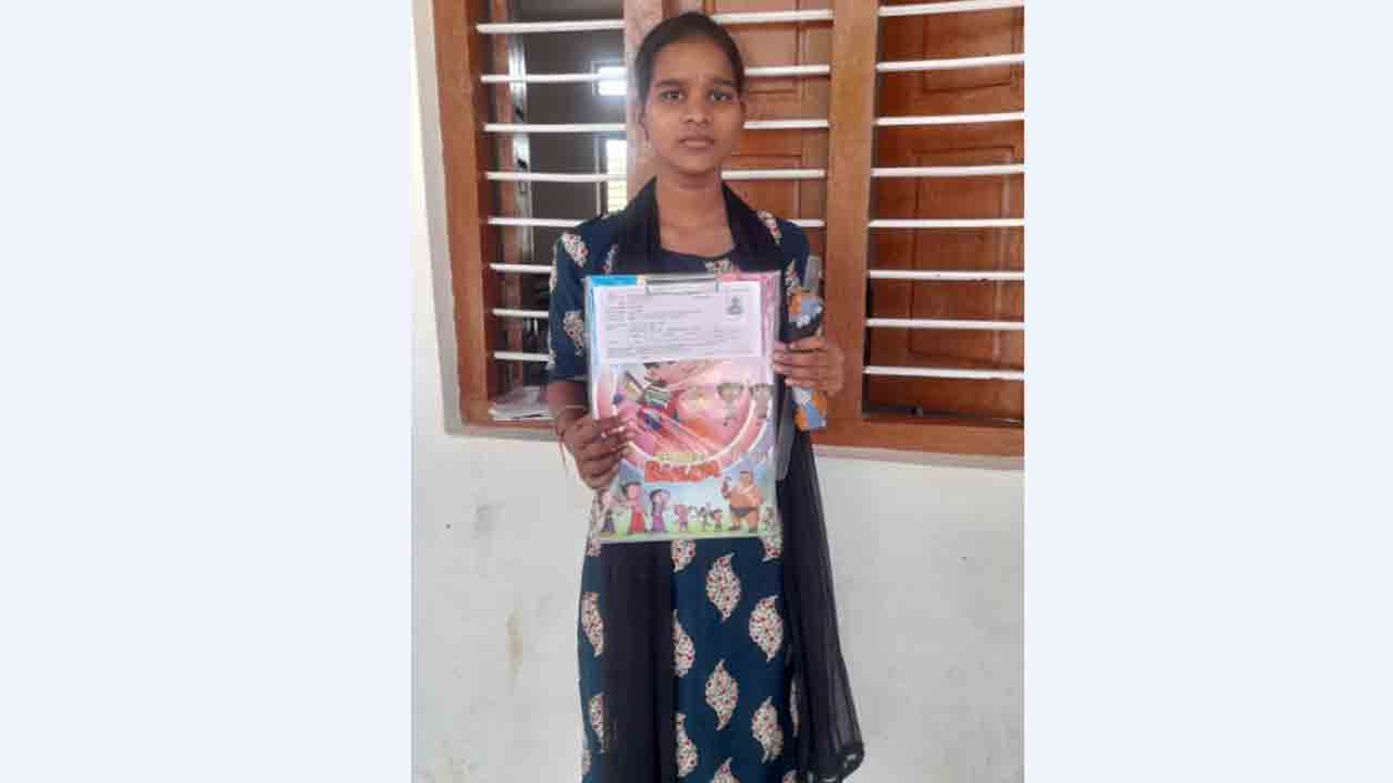 పుట్టెడు దుఃఖంలో పది పరీక్షకు..