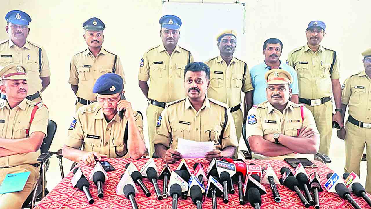 జల్సాల కోసం విద్యుత్ మోటర్ల చోరీ