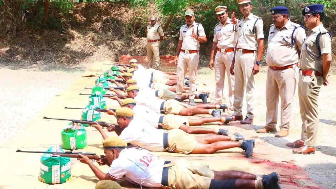 వృత్తి నైపుణ్యత పెంపొందించేందుకే శిక్షణ