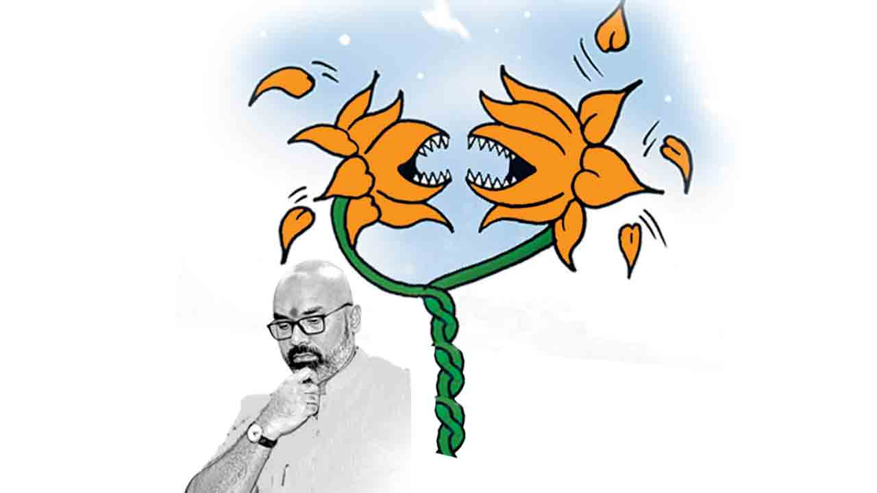 కమలంలో కుమ్ములాటలు