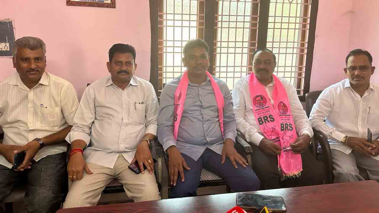 హామీలన్ని అమలుచేసేదాకా వదలం