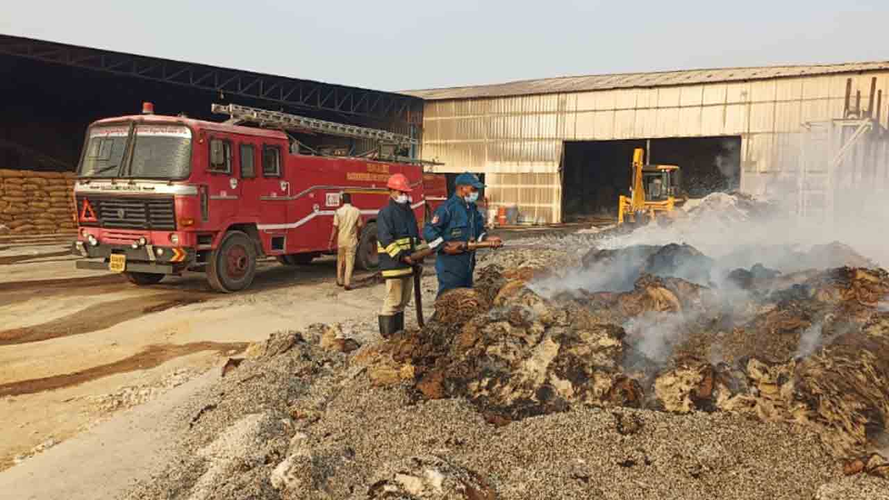 జిన్నింగ్‌ మిల్లులో రూ.8 కోట్ల ఆస్తినష్టం