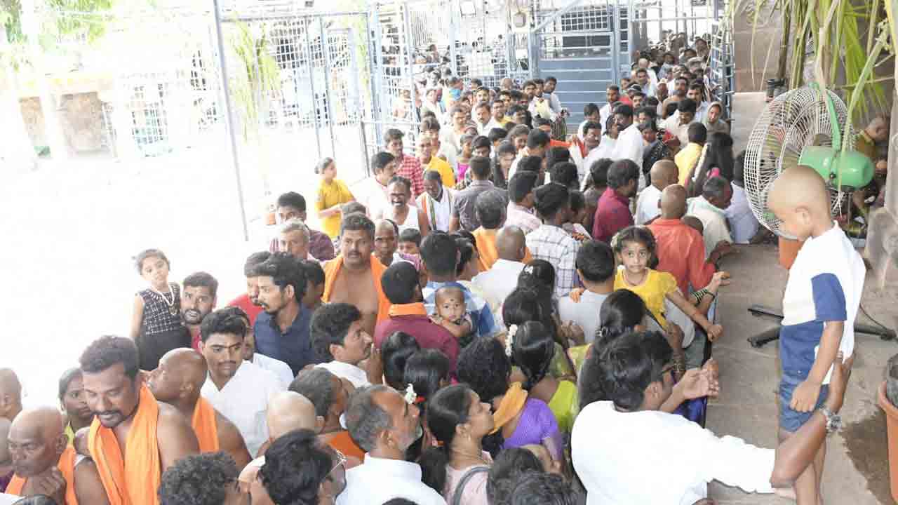 శ్రీశైలం.. భక్తజన సంద్రం