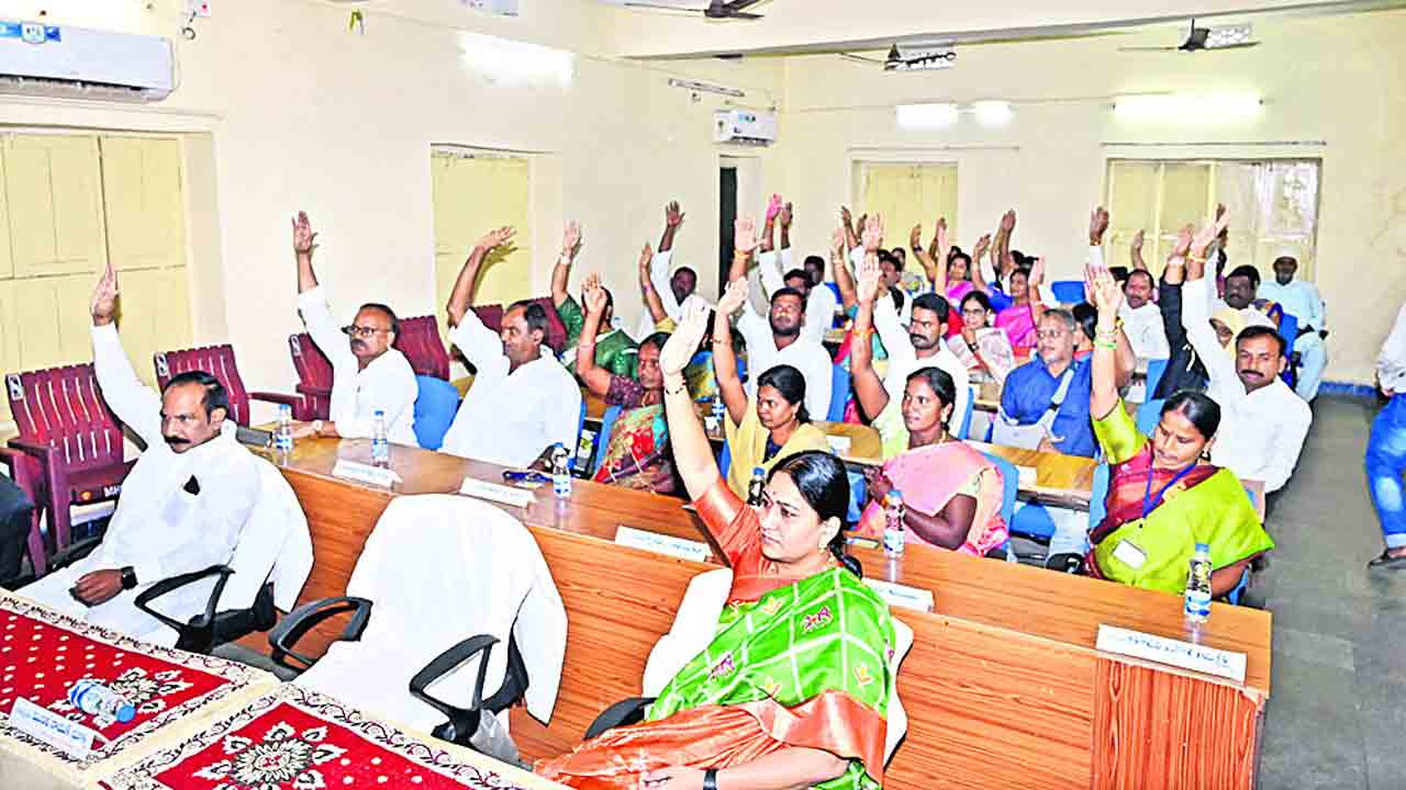మానుకోట మున్సిపల్‌ వైస్‌ చైర్మన్‌గా వెంకన్న