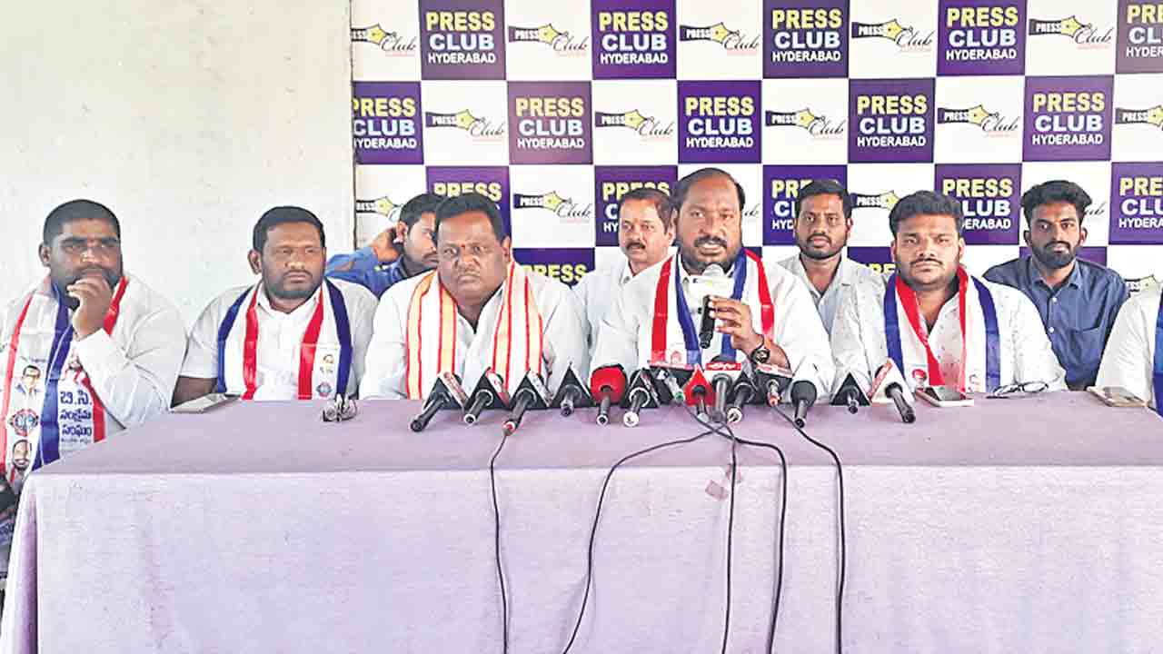 కాంగ్రెస్‌ అంటేనే.. కులం, వారసత్వం