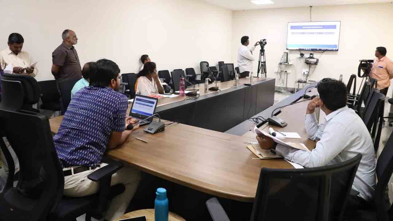 ర్యాండమైజేషన్‌ను పూర్తి చేయండి