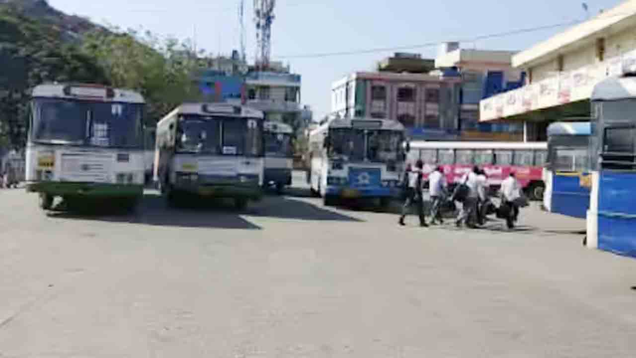 వరంగల్ ఆర్టీసీకి మూడోస్థానం