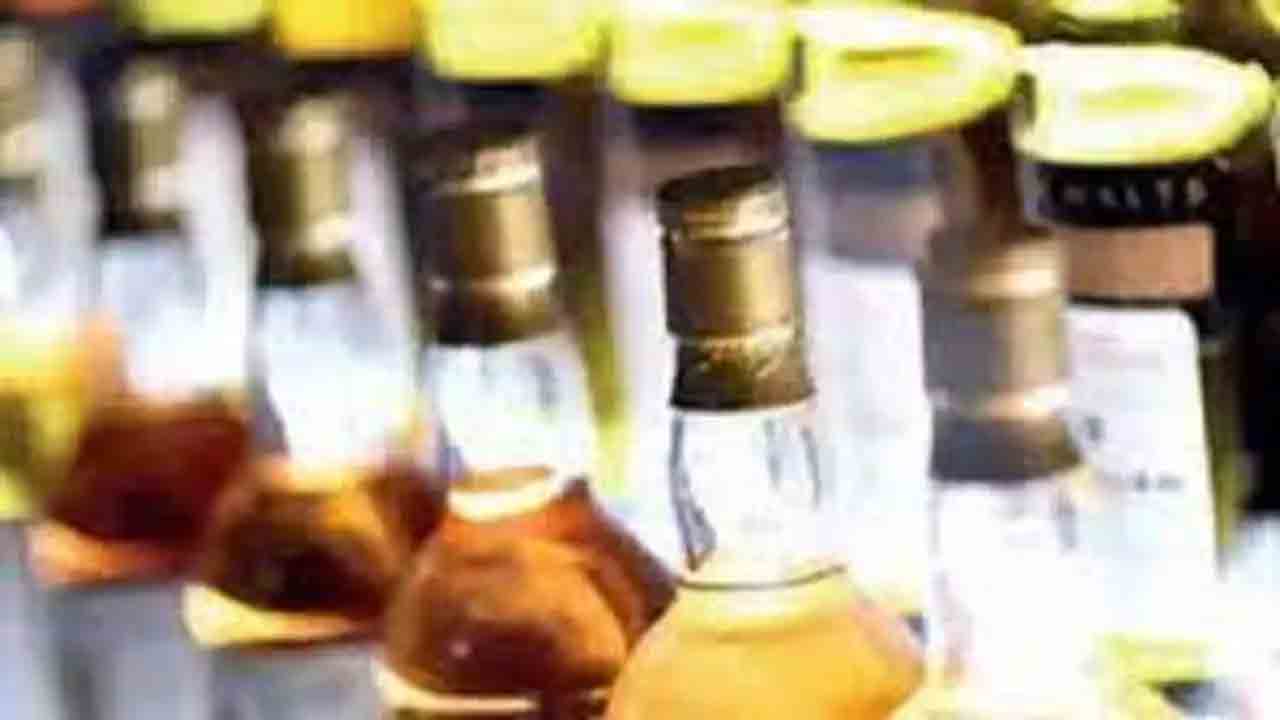 Liquor | తెలంగాణ లిక్కర్‌ కర్ణాటకకు రావొద్దు.. ఇరు రాష్ట్రాల మధ్య ఒప్పందం