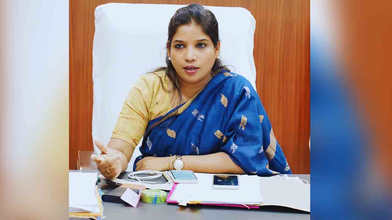 ఎన్నికల సిబ్బందికి ప్రత్యేక శిక్షణ తరగతులు