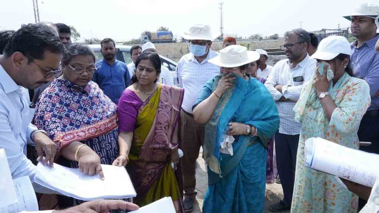 పూర్తి సౌకర్యాలతో నిర్మాణాలు ఉండాలి