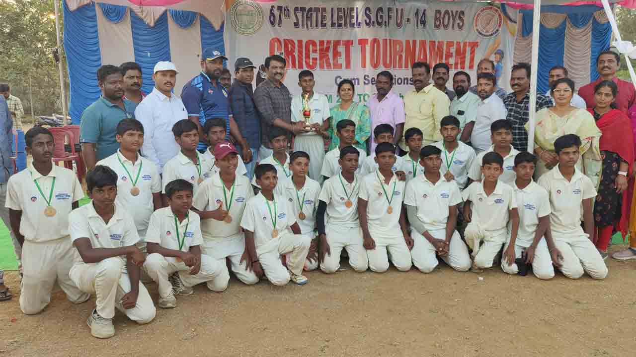 చాంపియన్‌ ఖమ్మం