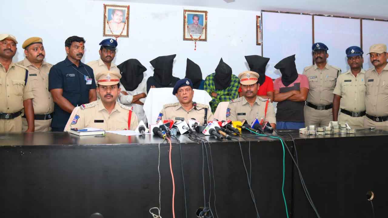 అంతర్రాష్ట్ర డీజిల్‌ దొంగల ముఠా అరెస్టు