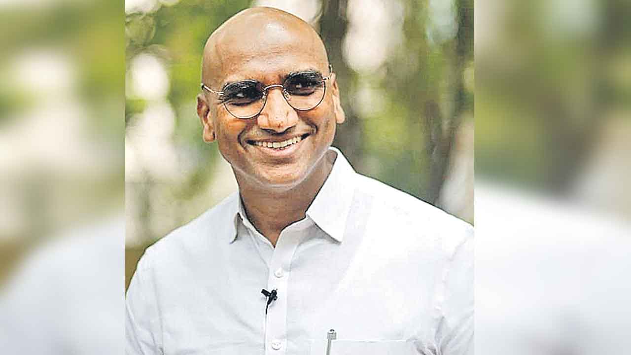 పిరికిపందలకు బీఆర్‌ఎస్‌లో చోటు లేదు