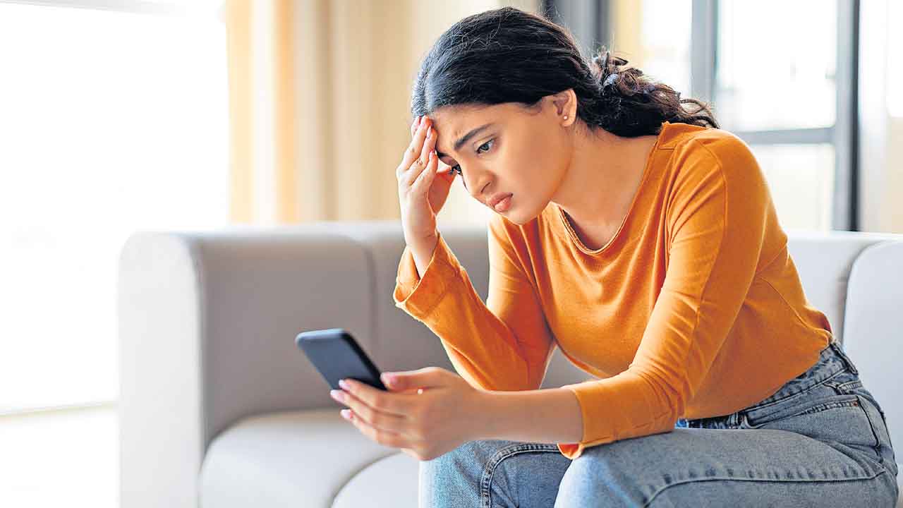 వేకప్‌.. వాట్సాప్‌!