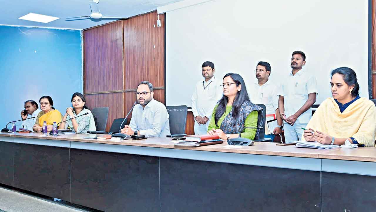 సెక్టోరల్ అధికారులదే కీలక పాత్ర