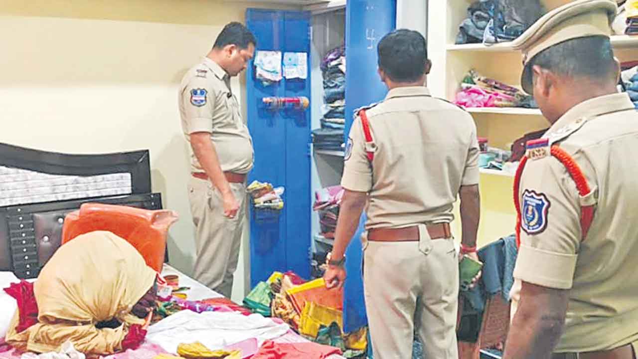 భారీ చోరి