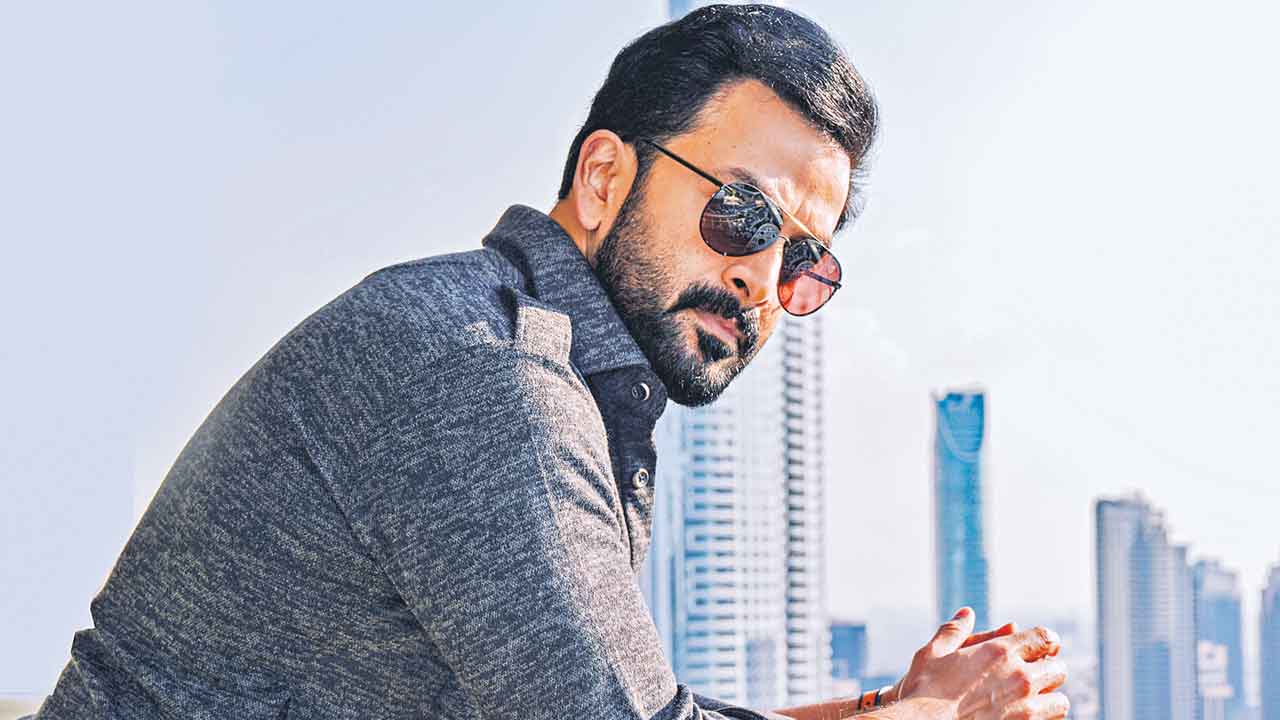 ఎడారి జీవితాన్ని సజీవంగా చూపించాం