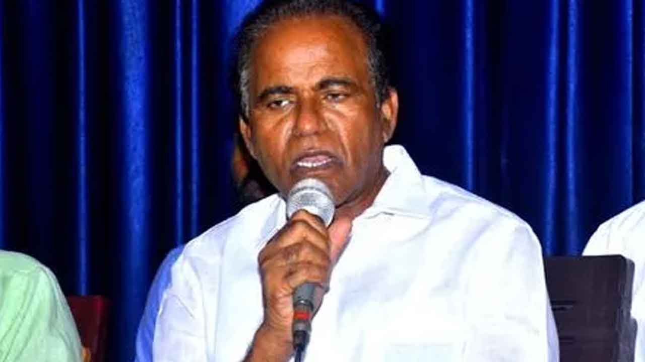 బీజేపీకి ఆరెపల్లి మోహన్‌ రాజీనామా