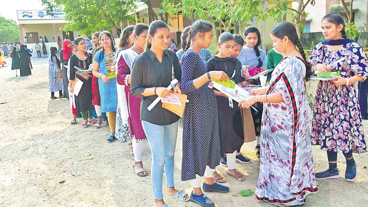 సజావుగా ‘పది’ పరీక్ష