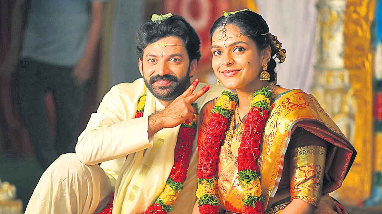 Cinema News | మనసు కదిలించేలా నా నల్ల కలువ పువ్వా..