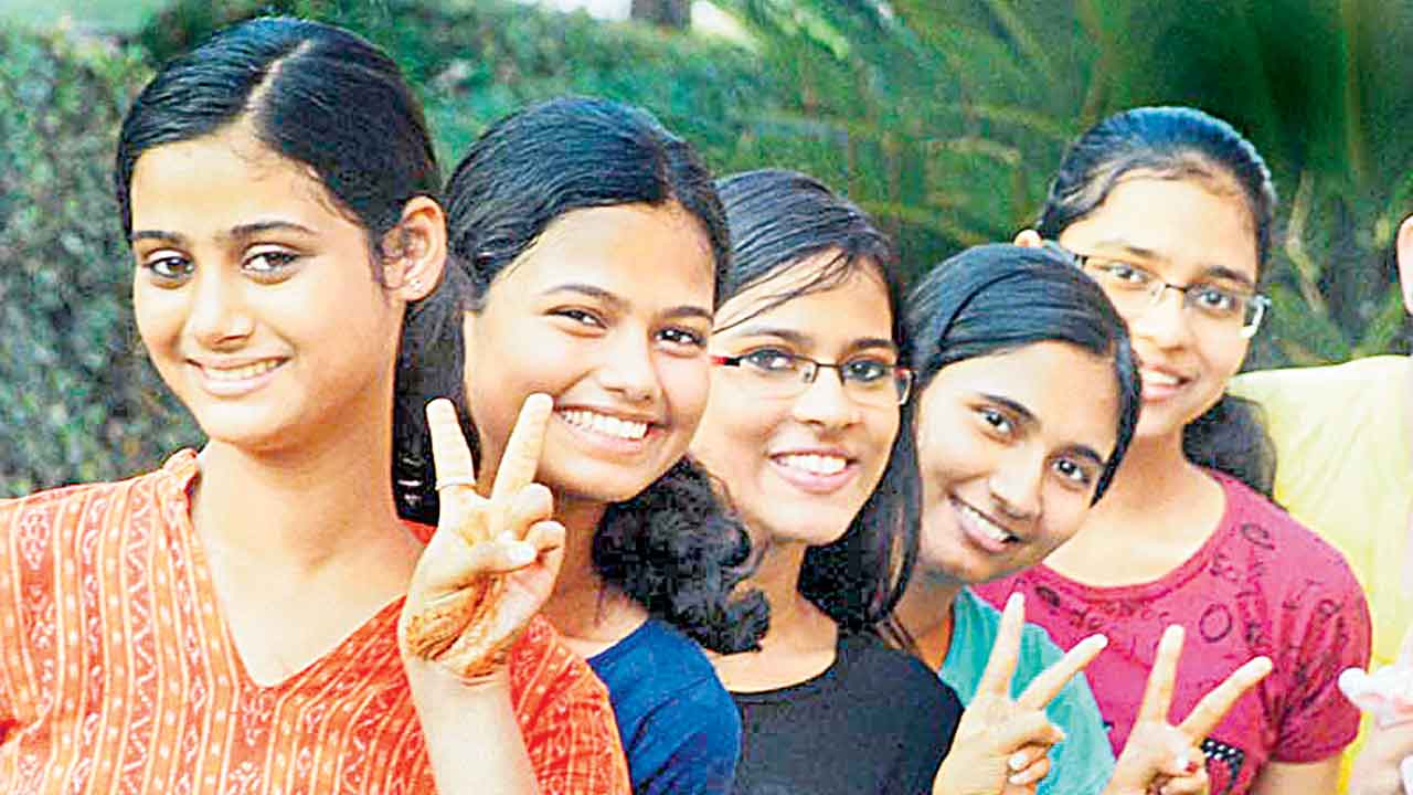 నేటి నుంచి ఏప్రిల్‌ 2 వరకు టెన్త్‌ పరీక్షలు