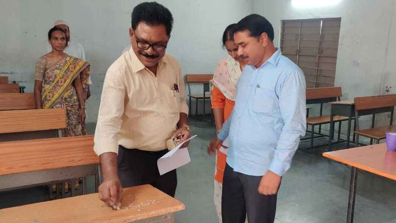 పది పరీక్షలకు సర్వం సిద్ధం