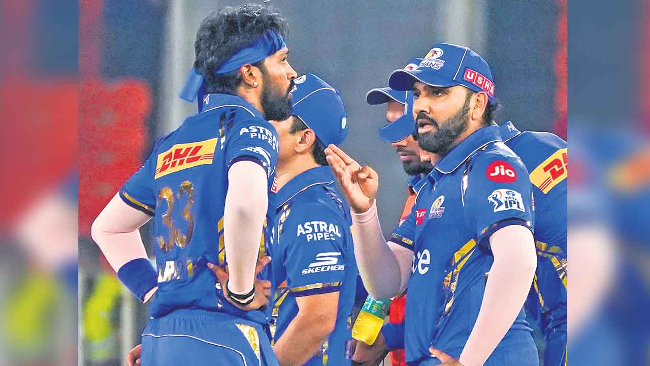 Hardik Pandya | హార్దిక్‌ అతి.. రోహిత్‌ ఫ్యాన్స్‌ ఆగ్రహం