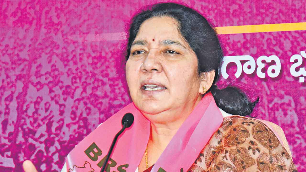 మహిళలకు 2500 ఇచ్చి మాట్లాడు