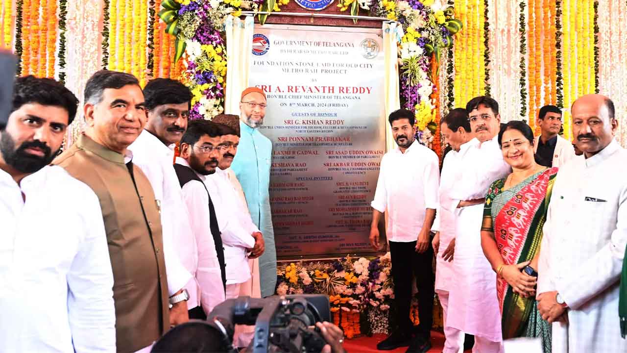 ఎన్నికలప్పుడే రాజకీయం