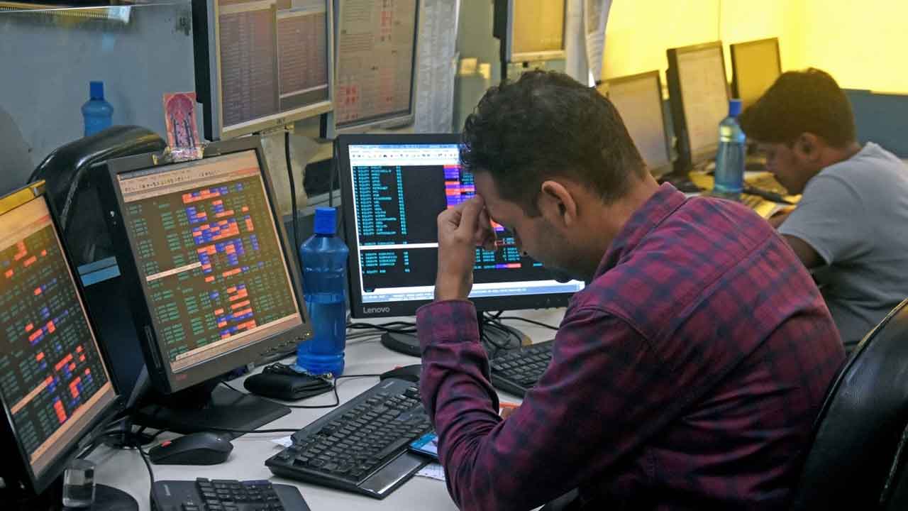 నష్టాల్లో స్టాక్‌ మార్కెట్లు