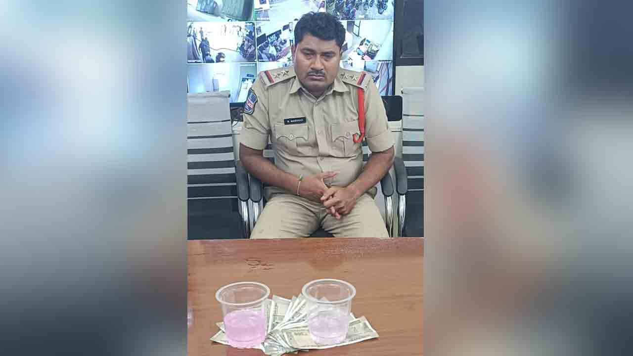ACB Raids | రూ. 10 వేలు లంచం తీసుకుంటూ పట్టుబడ్డ మీర్పేట ఎస్సై