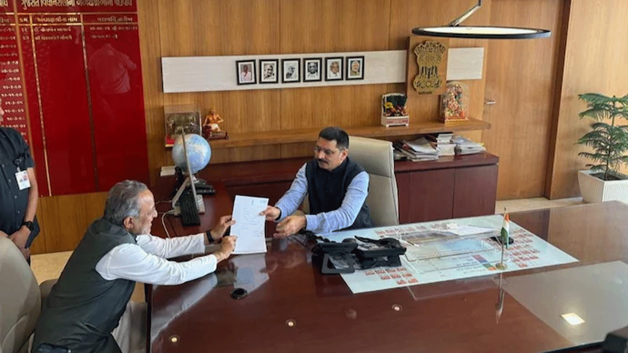 Arjun Modhwadia | కాంగ్రెస్‌కు భారీ షాక్ : పార్టీని వీడిన సీనియ‌ర్ ఎమ్మెల్యే