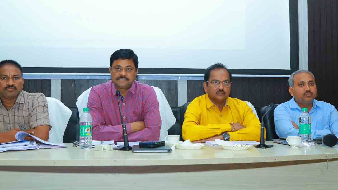 నేటి నుంచి ధాన్యం కొనుగోళ్లు