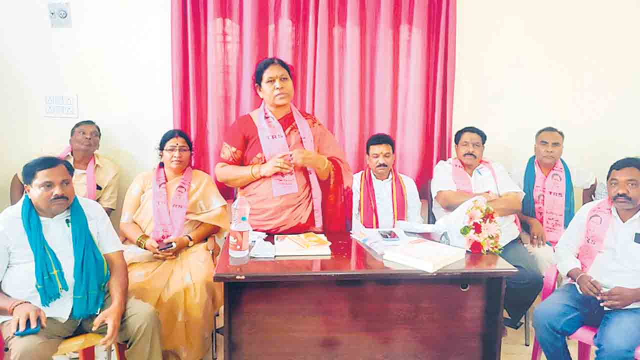 బీఆర్‌ఎస్‌ గెలుపే ధ్యేయంగా పనిచేయాలి