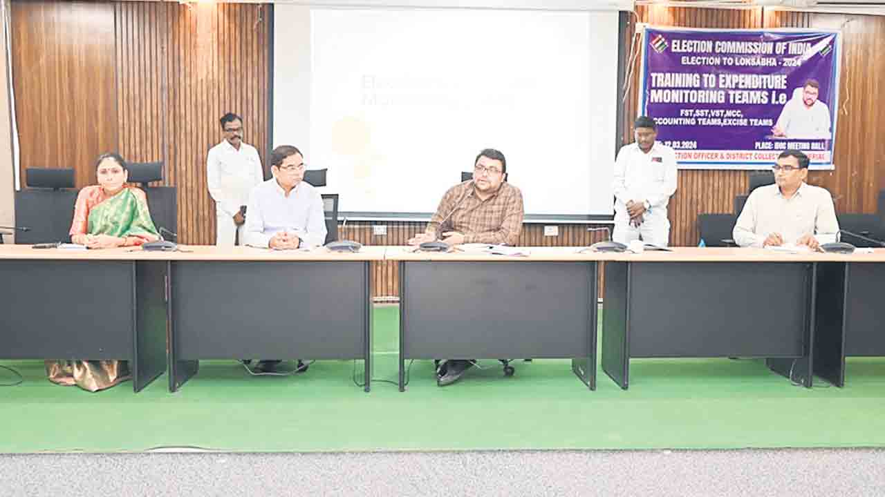 పార్లమెంట్‌ ఎన్నికలకు సిద్ధంగా ఉండాలి